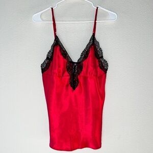 Lilac & London Red Silky Stain Black Lace Trim Cami size medium